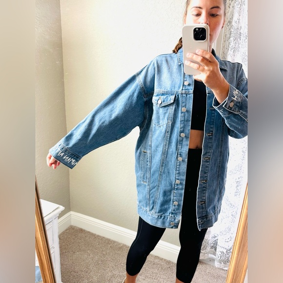 Forever 21 Jackets & Blazers - Forever 21 Extra Oversized and Long mid Jean Denim Jacket with Relaxed sz small